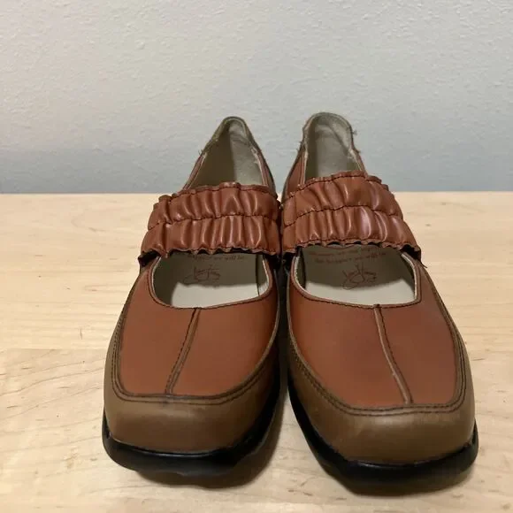 John Fluevog Stephanie Tan & Brown Shoes Size 7 Vog Together (8770257) Pre-Owned - Picture 7 of 9